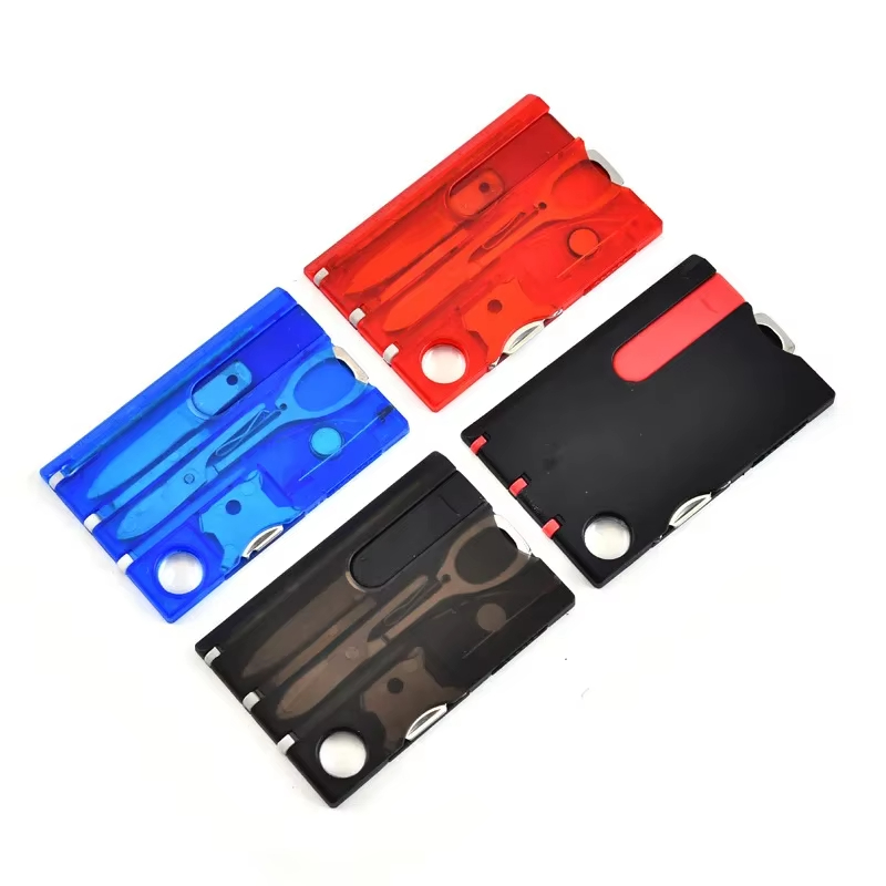 Wielofunkcyjne narzędzie kiesz – Multitool Credit Card recenzja i cena