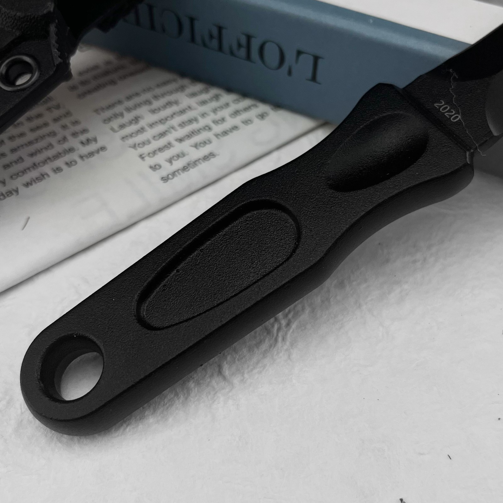 Wielofunkcyjny nóż ze stałym o – Edc Everyday Carry Gear recenzja i cena